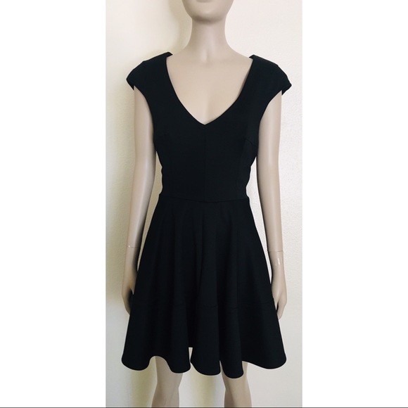 Topshop Dresses & Skirts - Topshop Fit & Flare Little Black Dress